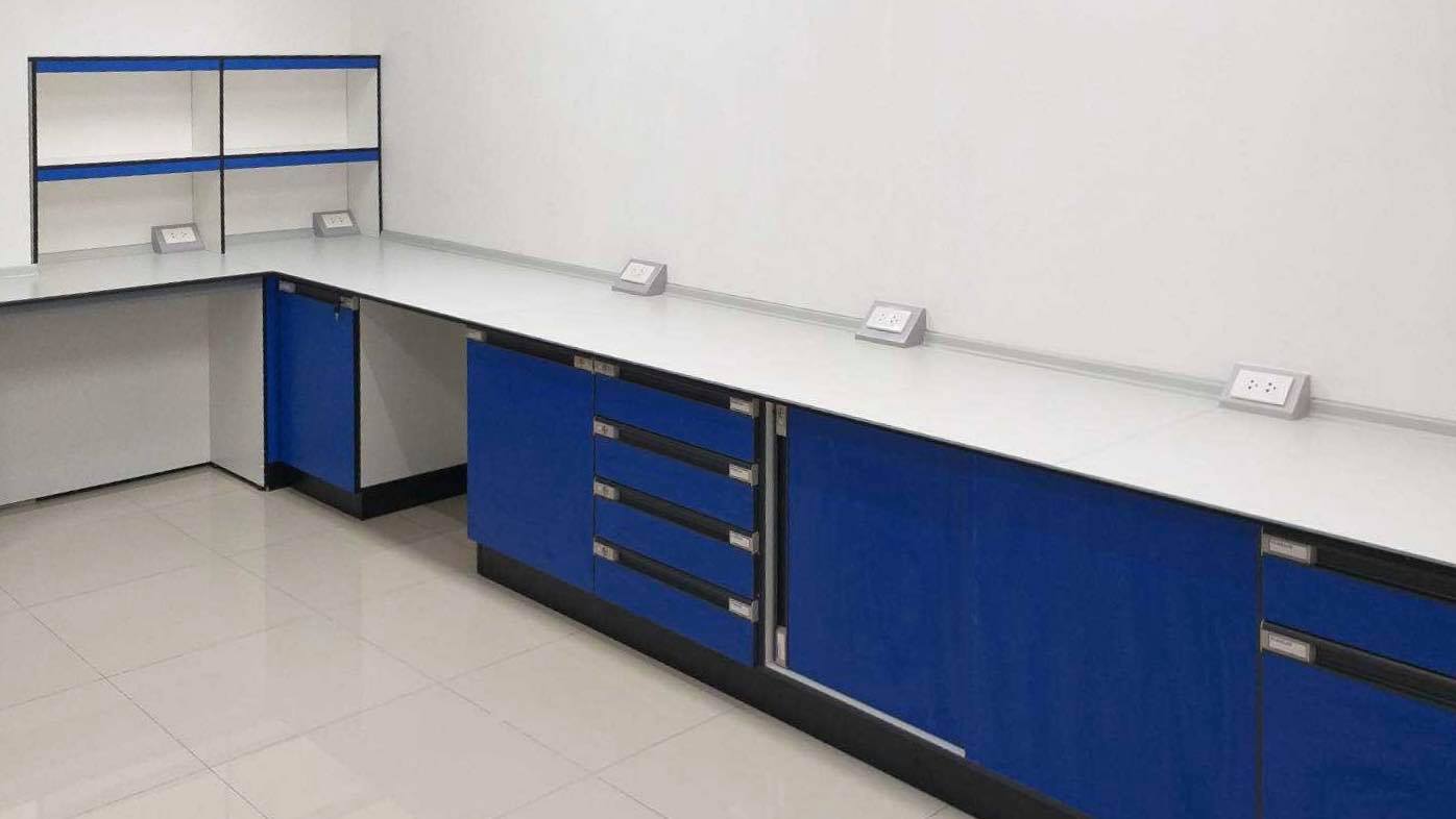 เฟอร์นิเจอร์ห้องปฏิบัติการ (LABORATORY FURNITURE) ตลาดอุตสาหกรรมไทย นวัตกรรมอุตสาหกรรมไทย พัฒนาอุตสาหกรรมไทยให้ก้าวหน้า %E0%B9%80%E0%B8%9F%E0%B8%AD%E0%B8%A3%E0%B9%8C%E0%B8%99%E0%B8%B4%E0%B9%80%E0%B8%88%E0%B8%AD%E0%B8%A3%E0%B9%8C%E0%B8%AB%E0%B9%89%E0%B8%AD%E0%B8%87%E0%B8%9B%E0%B8%8F%E0%B8%B4%E0%B8%9A%E0%B8%B1%E0%B8%95%E0%B8%B4%E0%B8%81%E0%B8%B2%E0%B8%A34
